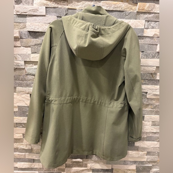 Patagonia Adze Women's Olive Green Hooded Jacket - Picture 2 of 6